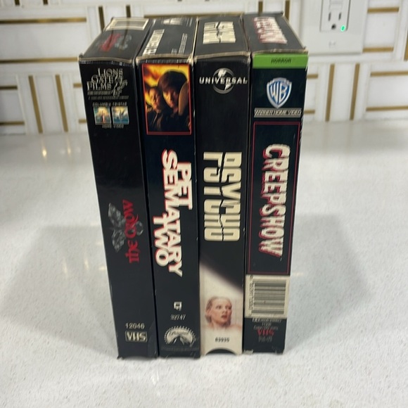 4 Vintage Horror Movie VHS Movies - Picture 3 of 16
